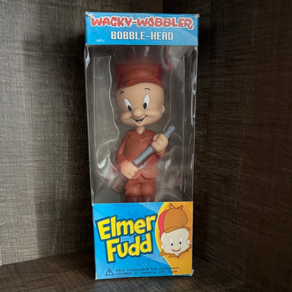 Funko‎ Elmer Fudd Brown Bobble-Head Wacky Wobbler